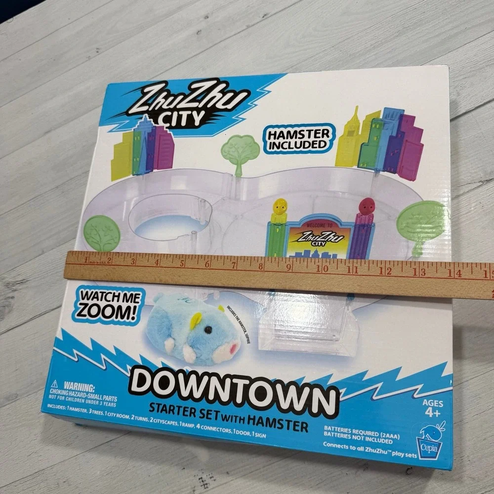 Kid's Toys Hamster Gift Zhu Zhu City Downtown Starter Set Hamster Sophie NEW